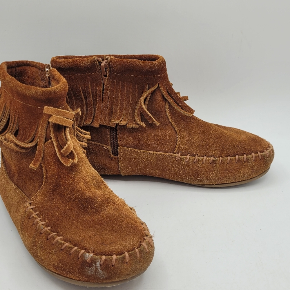 Minnetonka Leather Moccassin Booties Size 4